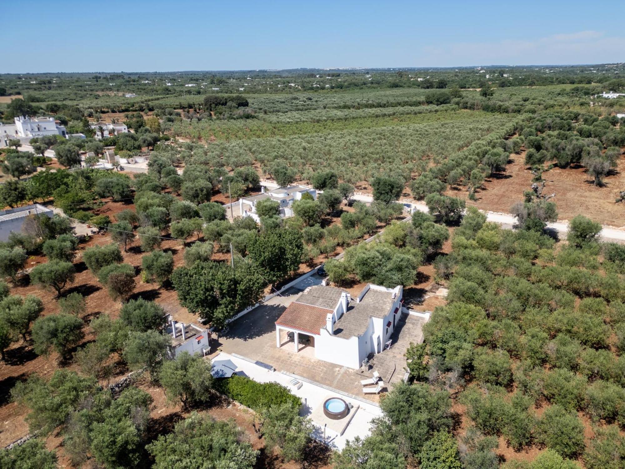 Вілла Trullo La Quercia Остуні Екстер'єр фото