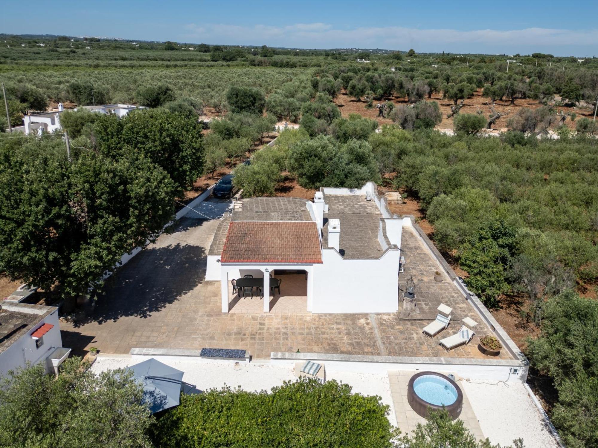 Вілла Trullo La Quercia Остуні Екстер'єр фото